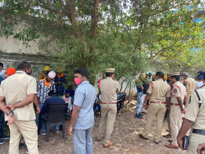 Hundreds of goons lay siege on last Nizam's King Kothi palace in Hyderabad