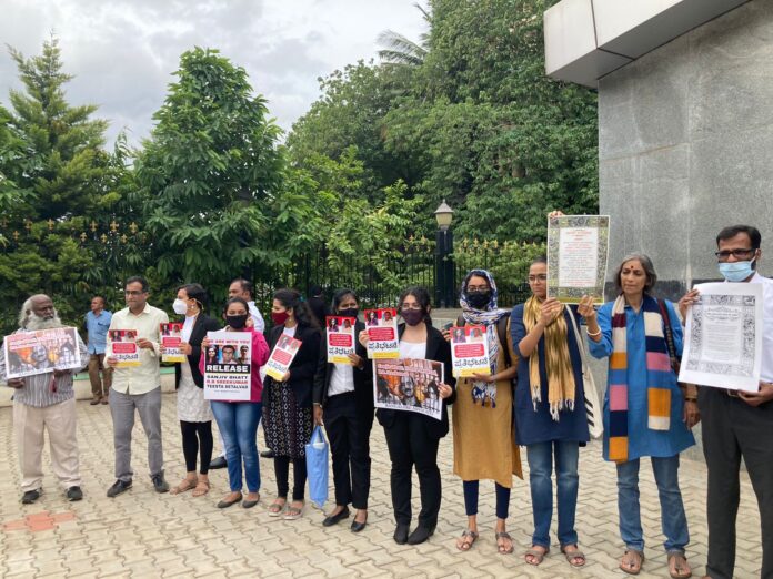 Bangalore advocates Protest against illegal arrest of Teesta Setalvad