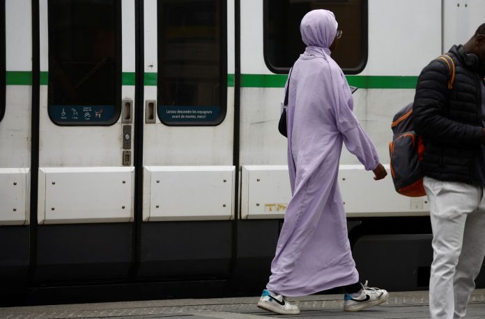 Schools in France send dozens of Muslim girls home for wearing abayas