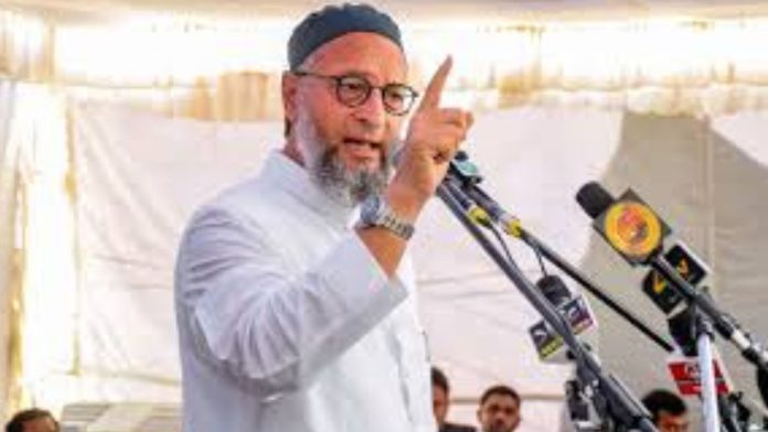 Owaisi Slams Maharashtra Govt for Targeting Mosque in Demolition Drive, Accuses Bias